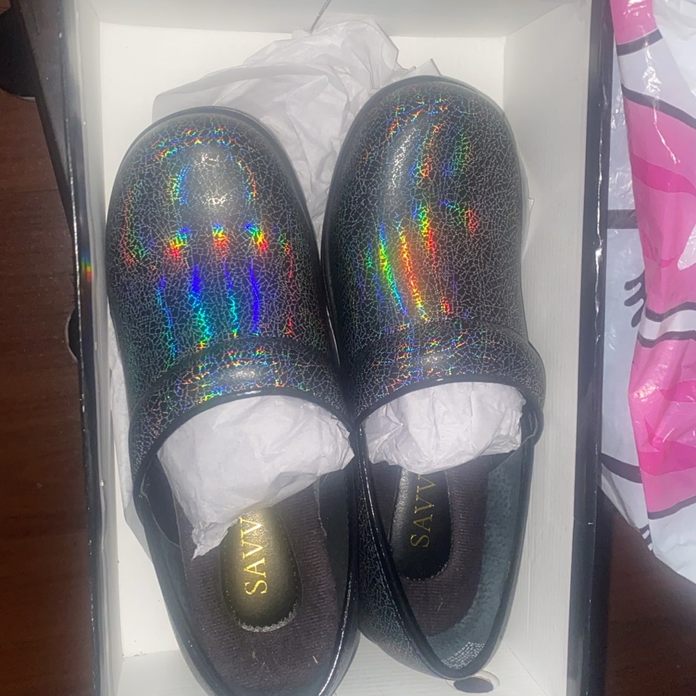 💜 SAVVY NURSE CLOGS SIZE 8M 💜